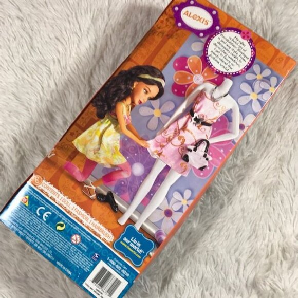 Liv ALEXIS School's Out Doll w/ Hairbrush & Changeable Wig - Picture 8 of 12